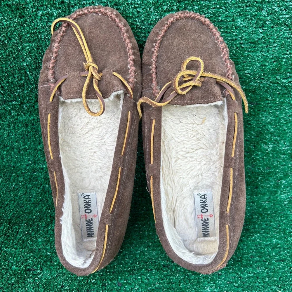 Minnetonka cally suede